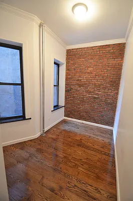 Rented by CITY SKYLINE REALTY INC | media 23