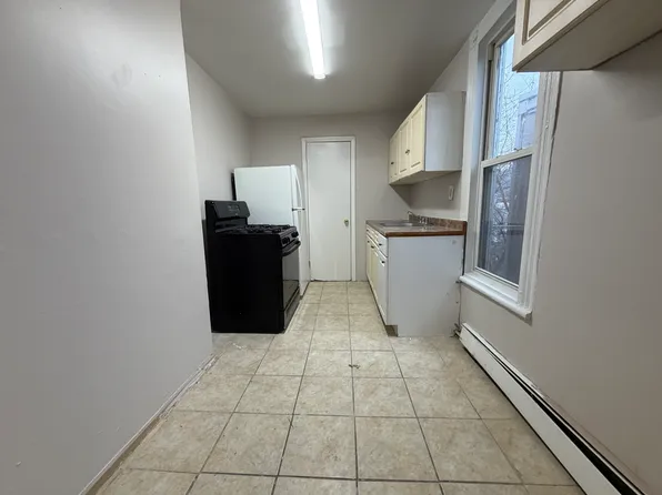 61 Laidlaw Ave, Jersey City, NJ