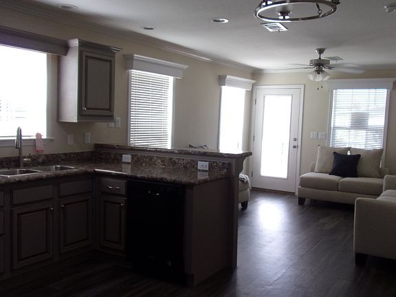 Kitchen Living Room