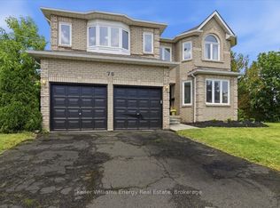 70 Willowbrook Dr, Whitby, ON L1R 2A8