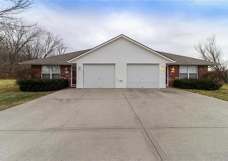 1st image of 312 SW Blue Branch Ct