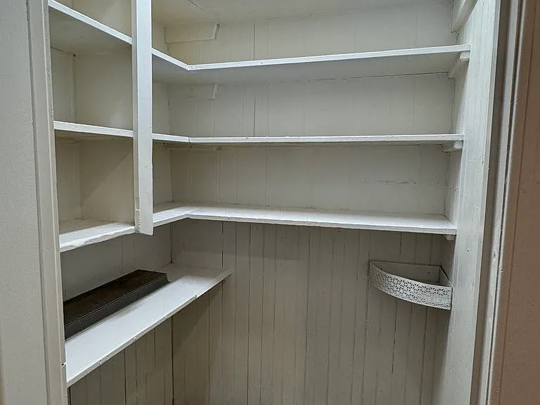 38 E Water St #A — Photo 9