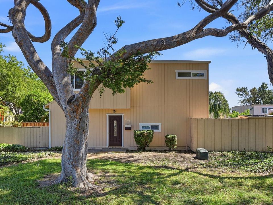 1st image of 2102 Alexian Dr