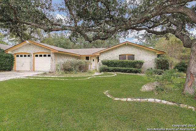 House on the Hill トップス　Checker 90 2327 Tory Hill St, San Antonio, TX 78232 | Zillow