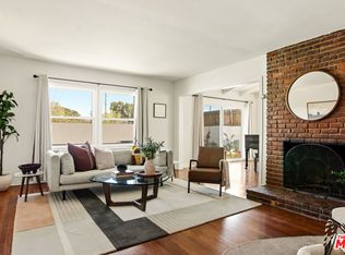 6818 Varna Ave, Van Nuys, CA 91405