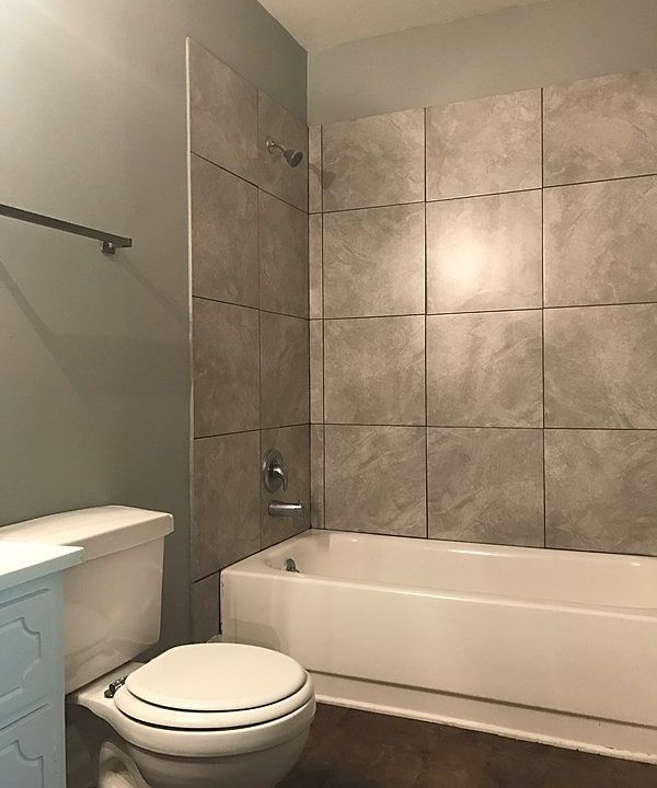 2nd image of 3424 Winchester Dr