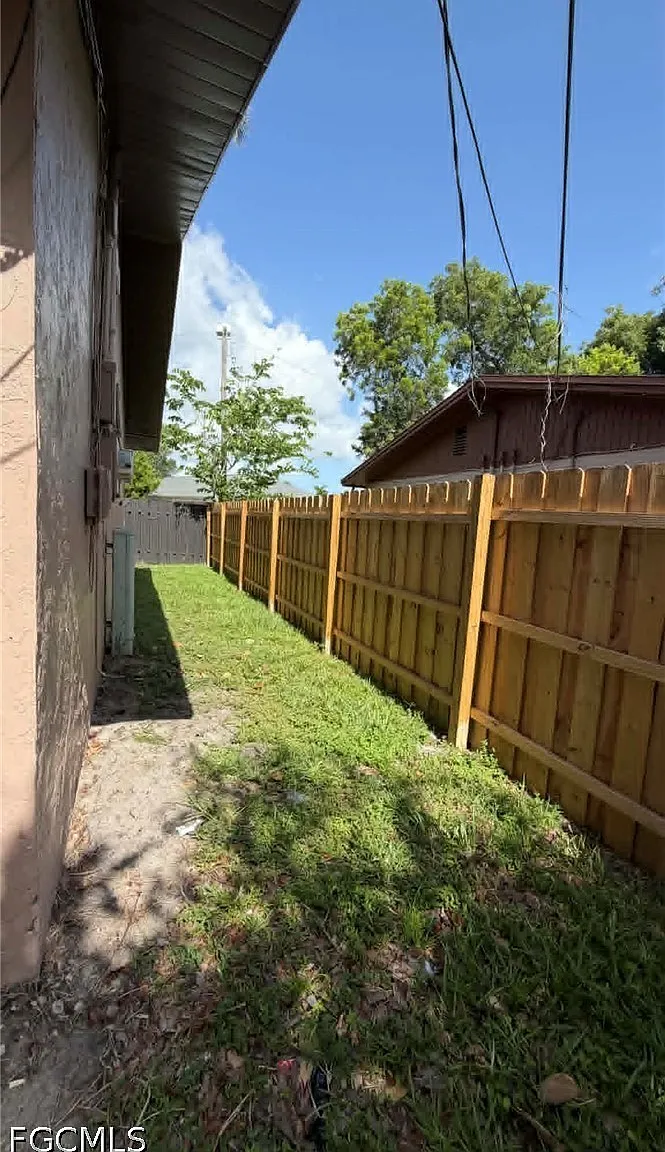 2 bed, 1.0 bath, 850 sqft, $1,195 — Photo 2