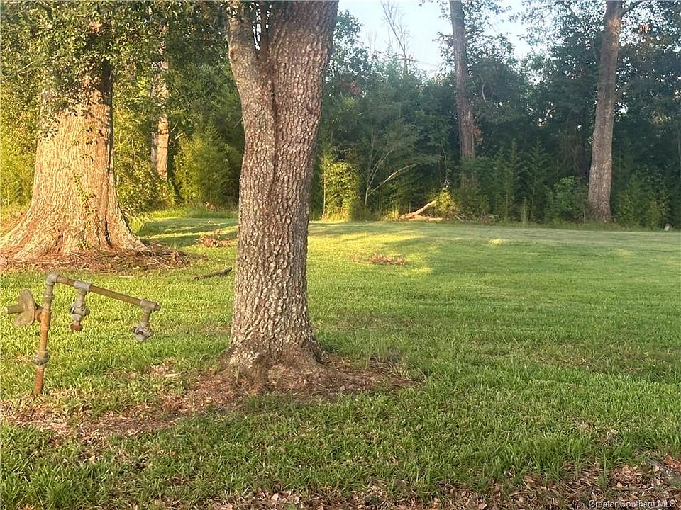 2nd image of 1 Louise Goode Rd