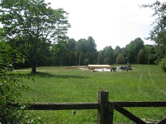 1st image of 2 Deere Cir