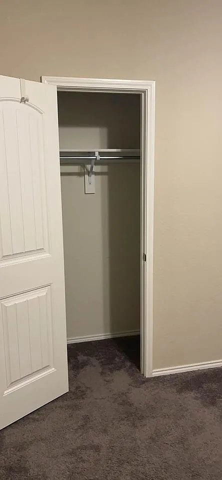 1 bed, 121 sqft, $815 — Photo 2