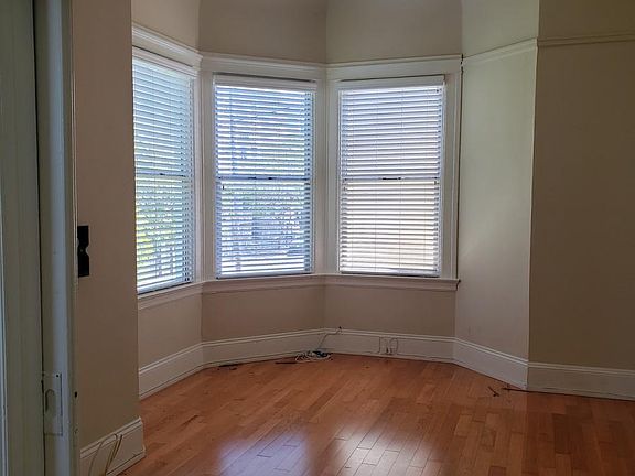 5th image of 1017 Stanyan St #4