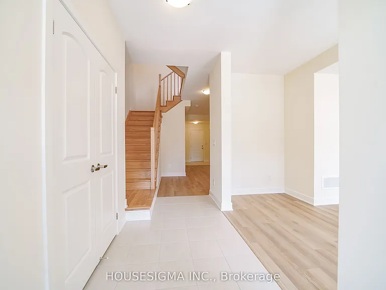 66 Robert Eaton Ave — Photo 9