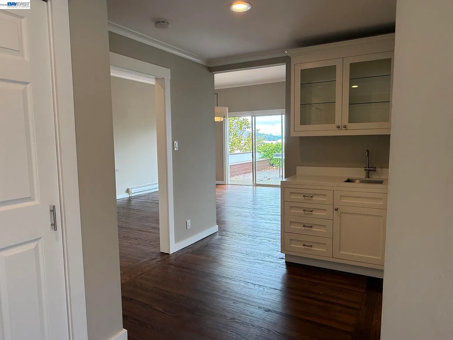 1 bed, 1120 sqft, $8,000 — Photo 4