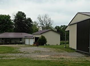 Rr2 Box 40, elizabethtown, IL 62931