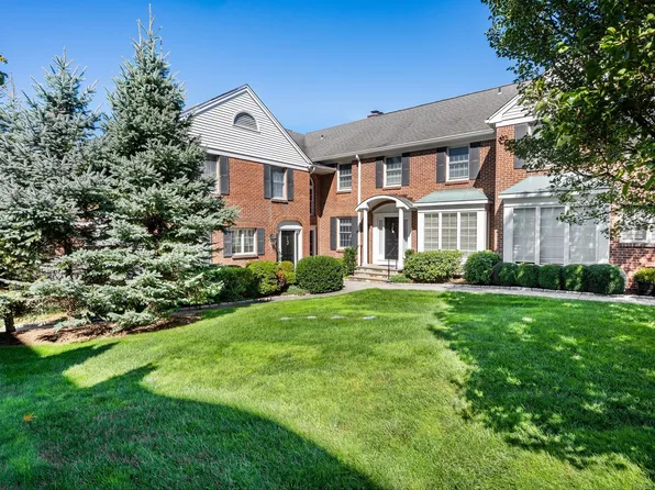5 Maple Street #5, New Canaan, CT 06840