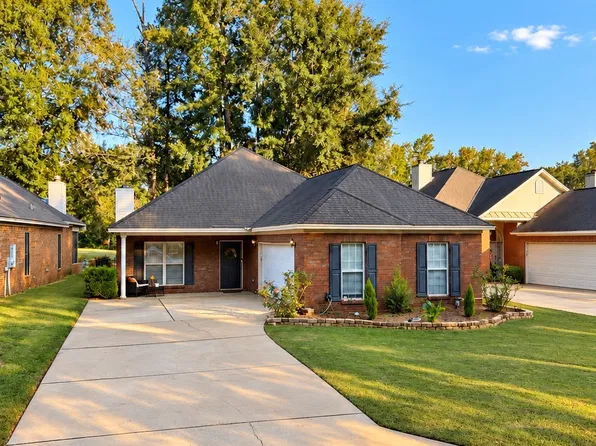 339 River Birch Cir, Wetumpka, AL 36093