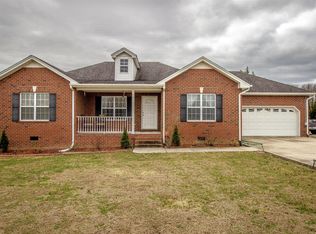 150 Big Hickory Ct, Smithville, TN 37166