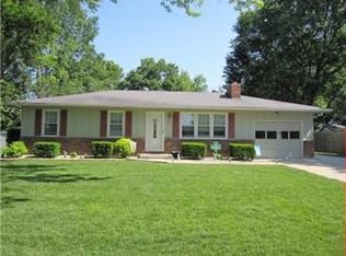 207 Reese Rd, Liberty, MO 64068