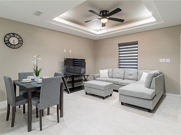 3rd image of 206 S Ridge Ln #1