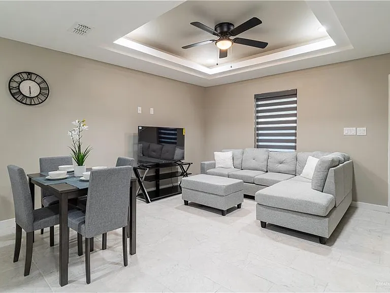 206 S Ridge Ln #1 — Photo 3