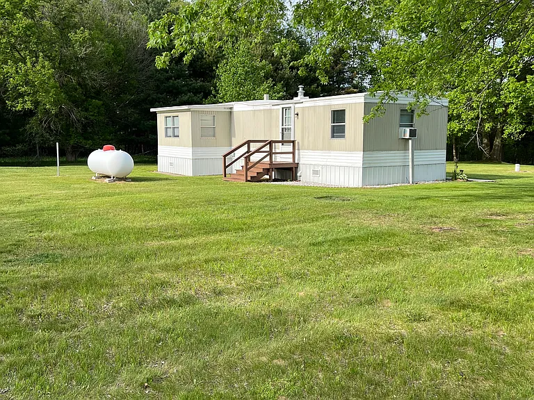 5203 Slattery Rd — Photo 11