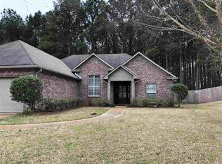 166 Hunters Row, Madison, MS 39110