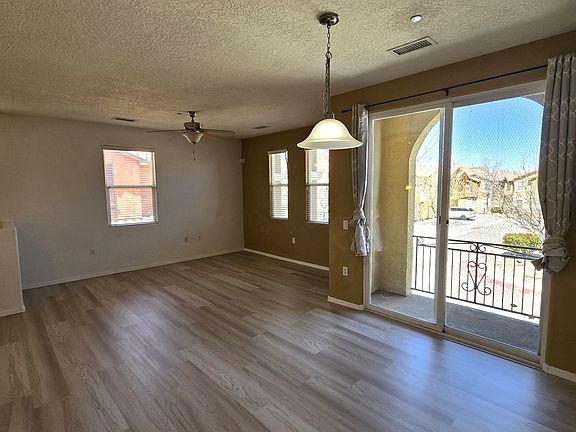 5th image of 601 Menaul Blvd NW Unit 4406
