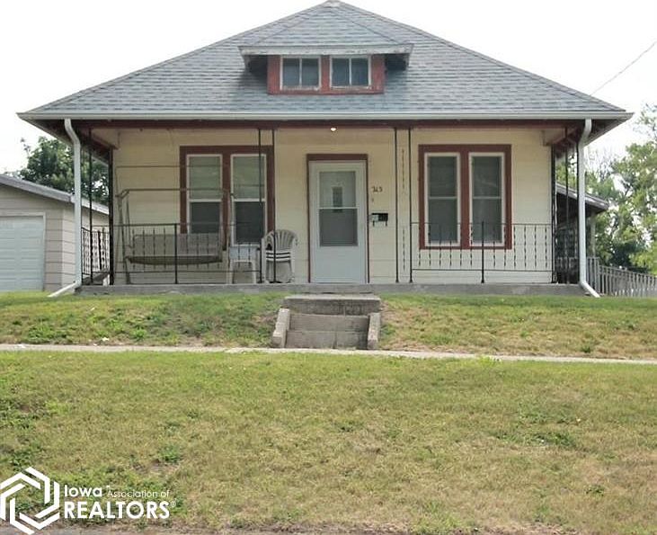 215 N 8th St, Clarinda, IA 51632 Zillow
