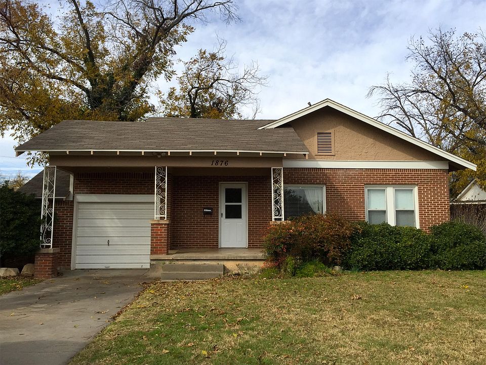 1st image of 1876 Live Oak St