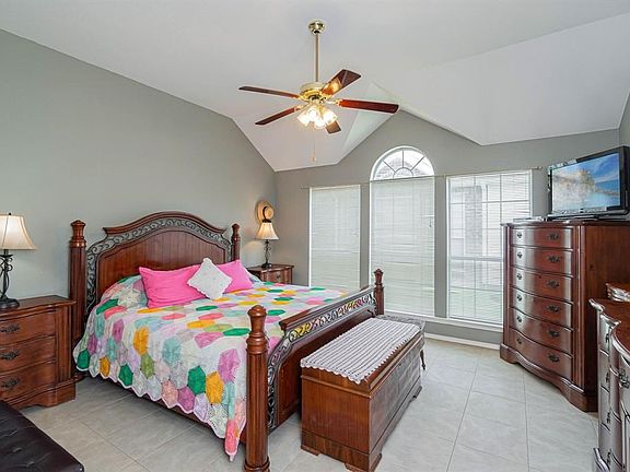 4th image of 10515 Brandenberg Dr