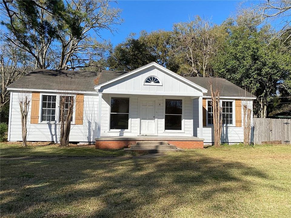 3519 Horseshoe Dr, Alexandria, LA 71302 | Zillow