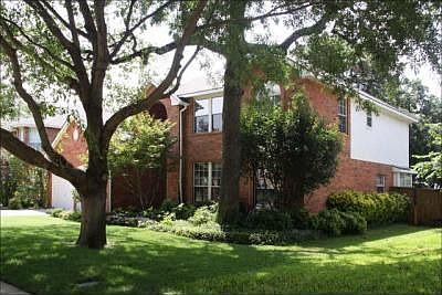 1st image of 2501 Branch Oaks Ln