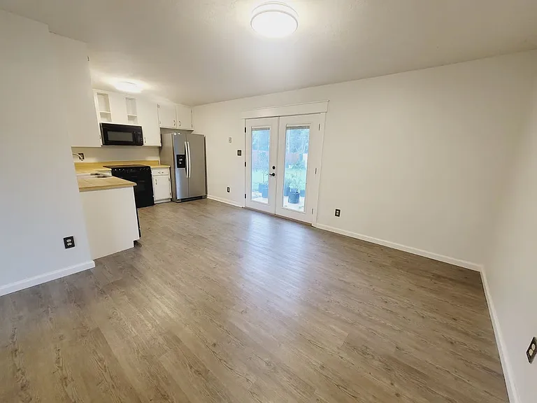 2136 Little River Ln — Photo 7