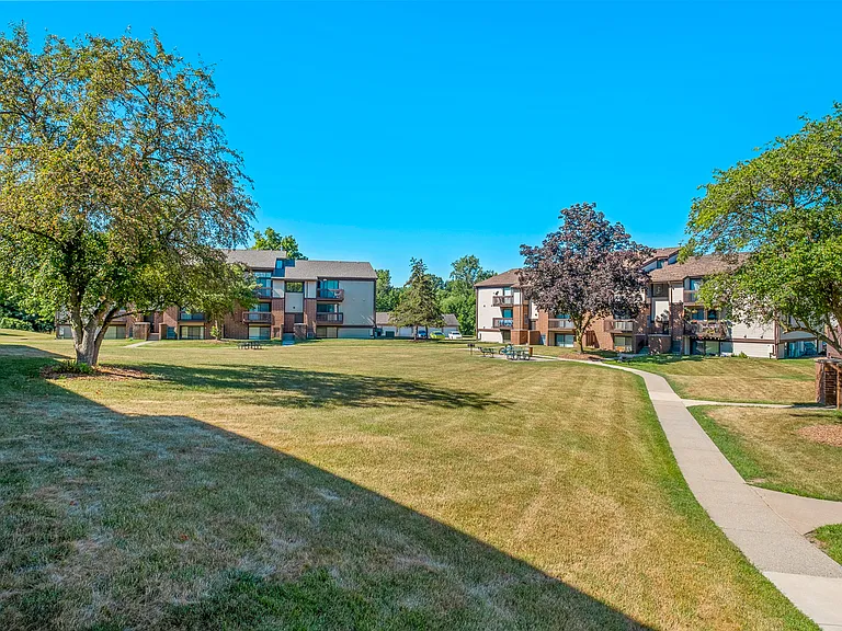 3790 Whispering Way Dr SE — Photo 42
