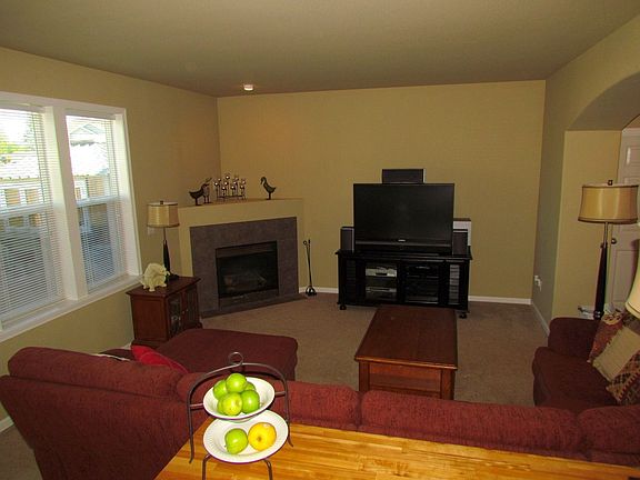 3rd image of 17317 135th Ave E