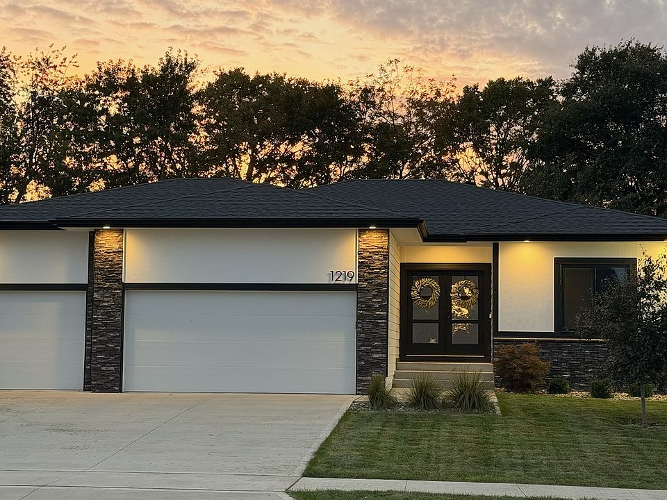 1st image of 1219 Timber Ridge Dr