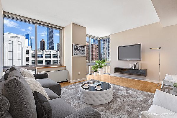 1st image of 225 W 60th St APT 9E