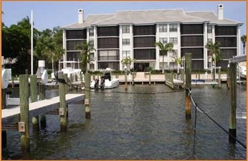 3rd image of 534 Bay Colony Dr N
