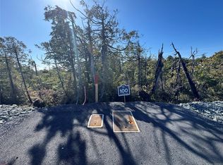 100 Sitka Pl, Ucluelet, BC V0R 3A0