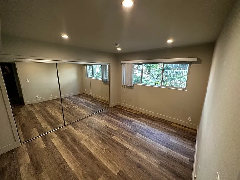 11959 Gorham Ave #3 — Photo 8