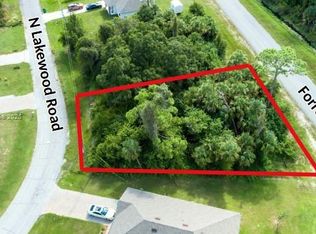 3023 N Lakewood Rd, Labelle, FL 33935