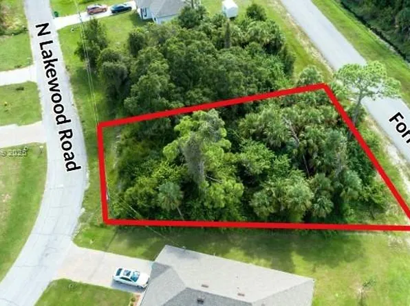 3023 N Lakewood Rd, Labelle, FL 33935