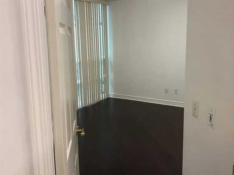 51 Lower Simcoe St #628 — Photo 10