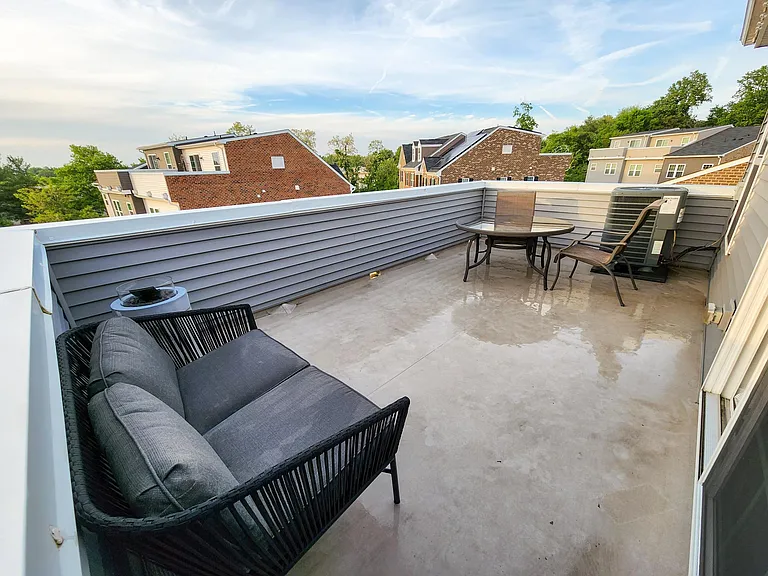 719 Sky Bridge Dr — Photo 5