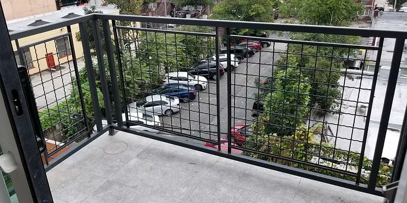 Rented by Premier Metro Realty Corp | media 8