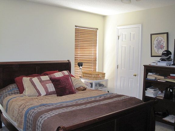 4th image of 243 S Teakwood Ct