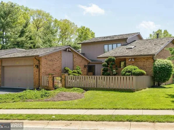 8002 Grand Teton Dr, Rockville, MD 20854