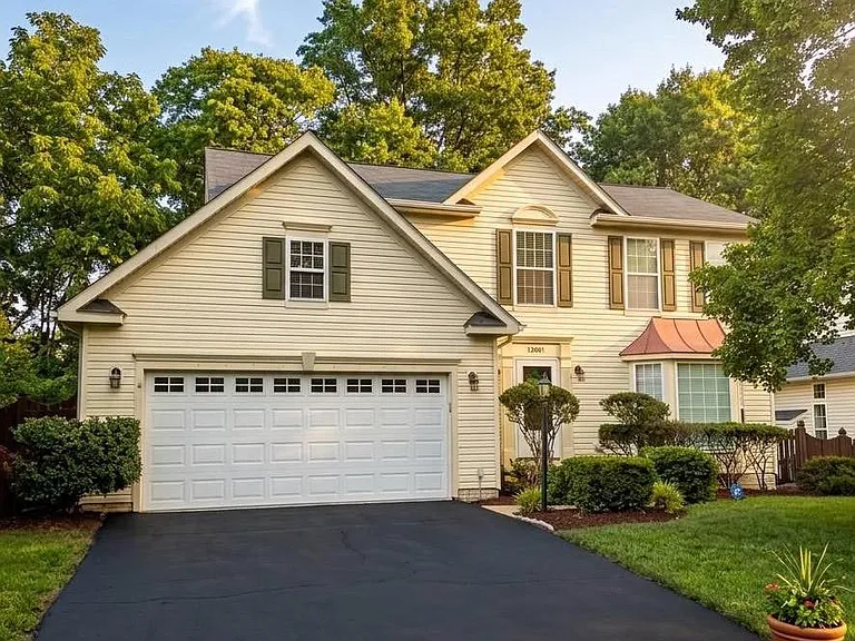 43416 Sperrin Ct — Photo 1