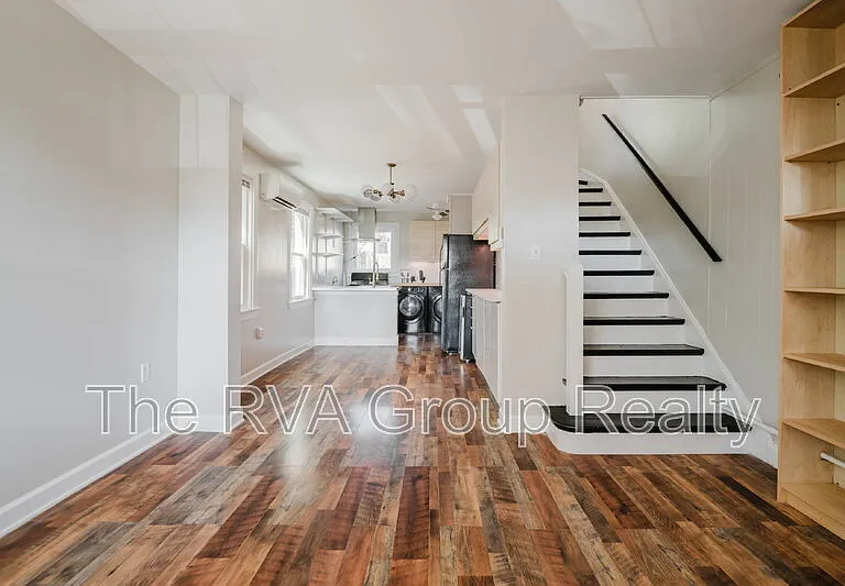 1230 Wallace St — Photo 11