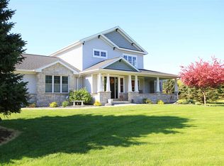2700 Willadsen Dr, Clinton, IA 52732